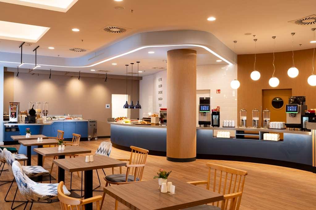Hampton By Hilton Budapest City Centre Restaurant bilde